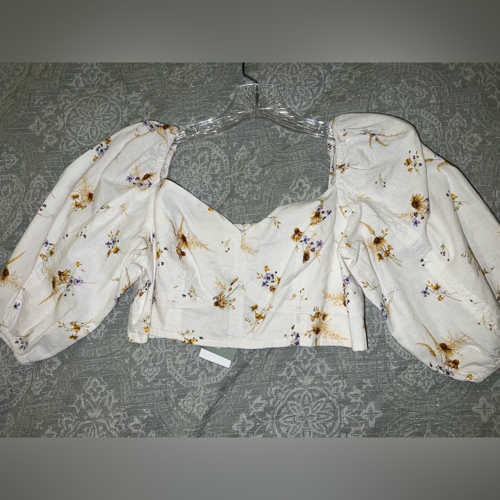 H&M White Puff Sleeve Crop Blouse